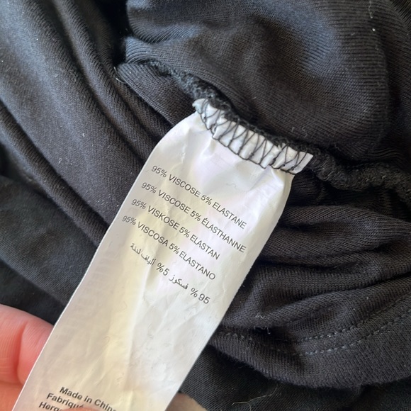 *MATERNITY* stretchy v-neck tank top - Picture 6 of 6